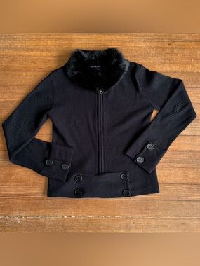 Bette Sung Black Ribbed Zip Sweater Jacket with Faux Fur Collar (M)